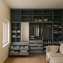 interior dulap haine camera tineret